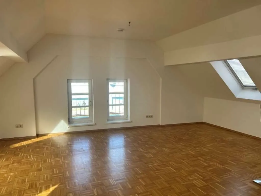 Moderne DG-Wohnung in Bruck an der Mur - 49 m² für nur 478,50 EUR mtl.! - Widok 2
