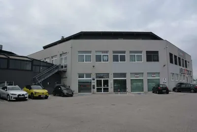 Gewerbeimmobilie mieten in Wiener Neustadt – 371 m², € 3.836 – Bild 19 von 30