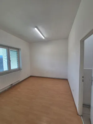 Gewerbeimmobilie mieten in Mödling – 29 m², € 382 – Bild 4 von 6