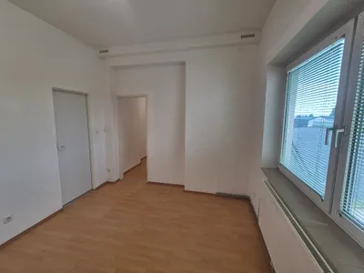 Gewerbeimmobilie mieten in Mödling – 29 m², € 382 – Bild 6 von 6