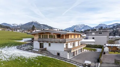 8-Zimmer-Haus kaufen in Kitzbühel – 472 m², € 3.580.000 – Bild 2 von 10