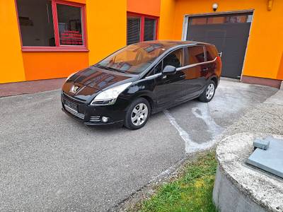 Peugeot 5008 1,6 HDI Professional Line FAP