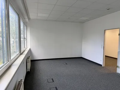 4-Zimmer-Gewerbeimmobilie mieten in Linz – 70 m², € 917 – Bild 12 von 19
