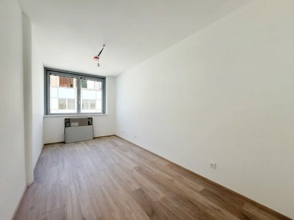 Provisionsfreier Erstbezug: Gekühltes 4-Zimmer-Büro mit Top-Anbindung an U4/U6! - Ansicht 3
