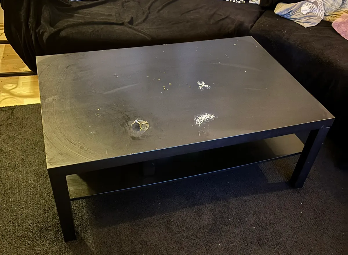 Couchtisch zu verschenken / gratis / kostenlos, € 0,- (1150 Wien)