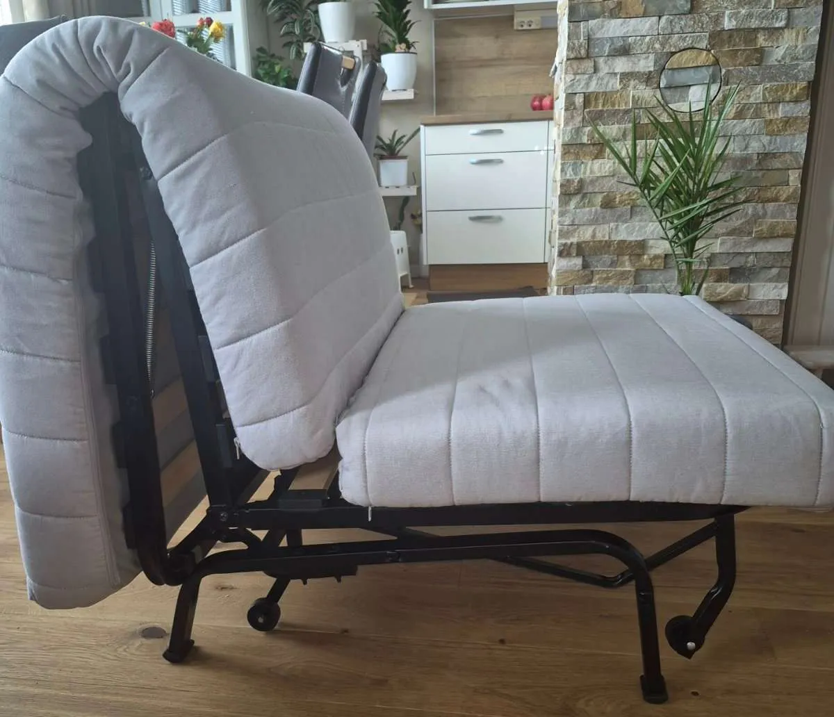 Bettsofa Ikea (1er)LYCKSELE, € 55,- (1100 Wien)