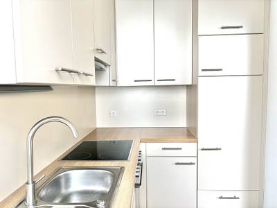 Wohnen in Währing | Stilvolle 2-Zimmer-Wohnung im 1. DG | Nähe U6 Michelbeuern-AKH – Bild 2