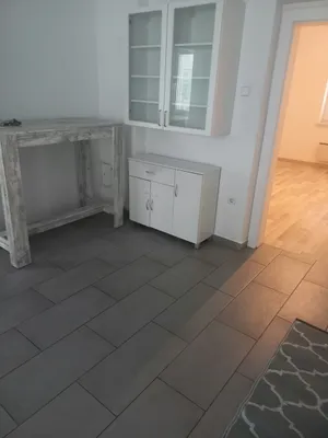 4-Zimmer-Haus mieten in Baden – 109 m², € 1.400 – Bild 3 von 14