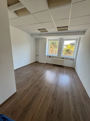 1-Zimmer-Gewerbeimmobilie mieten in Korneuburg – 15 m², € 156 – Bild 3 von 4