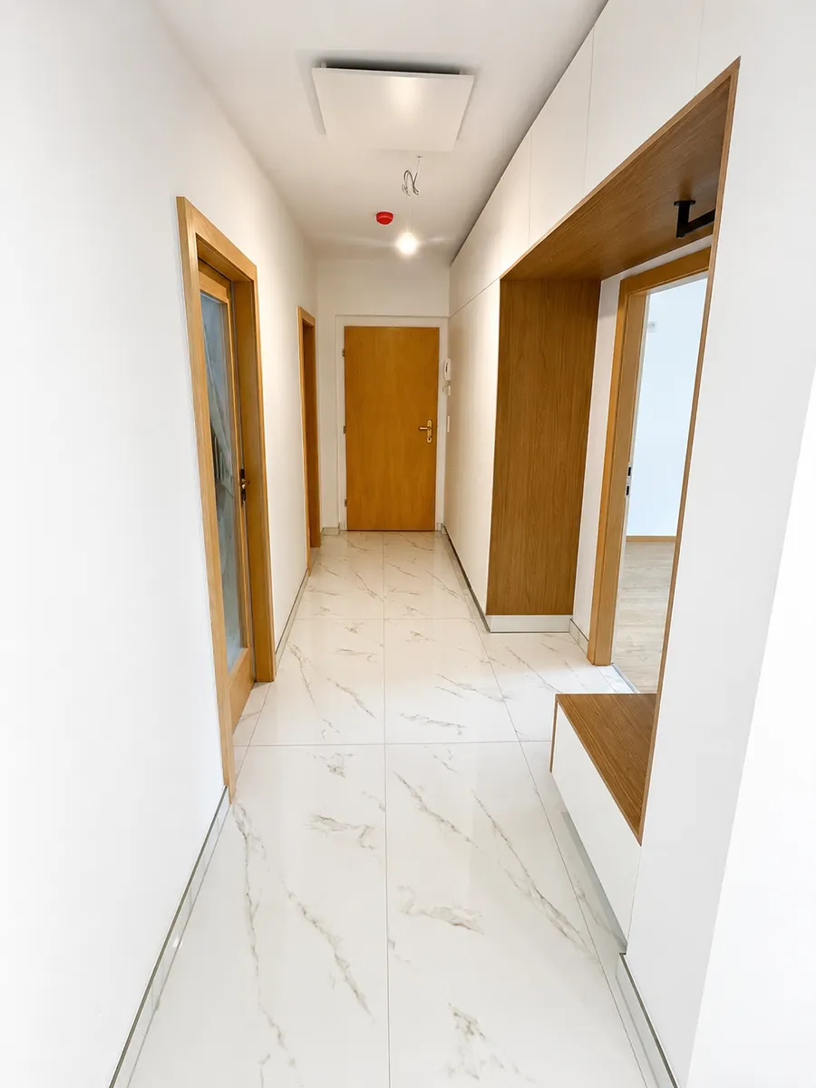 Sanierte 3.5-Zimmer Wohnung in Völs mit Top Lage - Ansicht 2