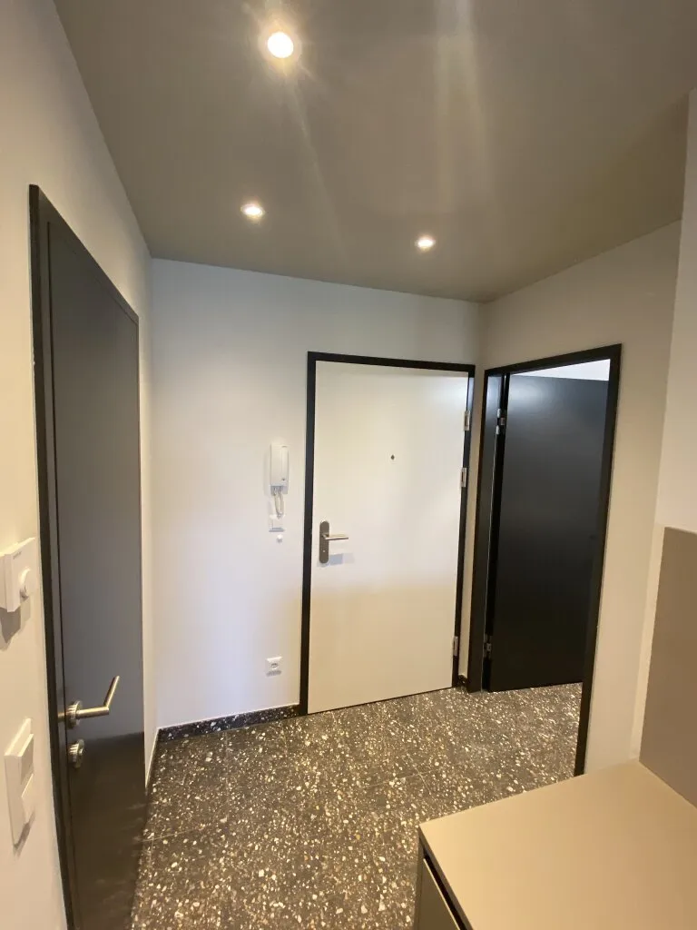 Hochwertige 2 Zimmer Wohnung mit Balkon im 4. Liftstock - Ansicht 3