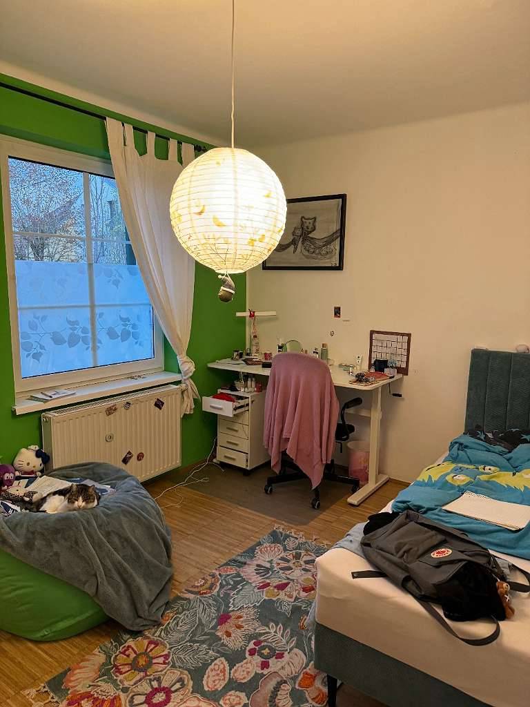 Mietwohnung im Parterre mit Garten und Garage, 76 m², € 823,, (4020