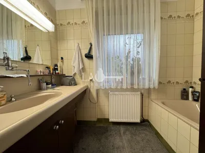 12-Zimmer-Gewerbeimmobilie kaufen in Linz Land – 339,89 m², € 695.000 – Bild 37 von 39