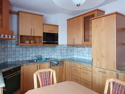 6-Zimmer-Gewerbeimmobilie mieten in Linz Land – 176 m², € 2.200 – Bild 3 von 29