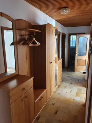 6-Zimmer-Gewerbeimmobilie mieten in Linz Land – 176 m², € 2.200 – Bild 5 von 29