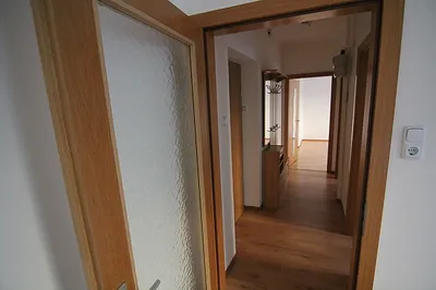 2-Zimmer-Wohnung mieten in Linz – 47 m², € 695 – Bild 2 von 7