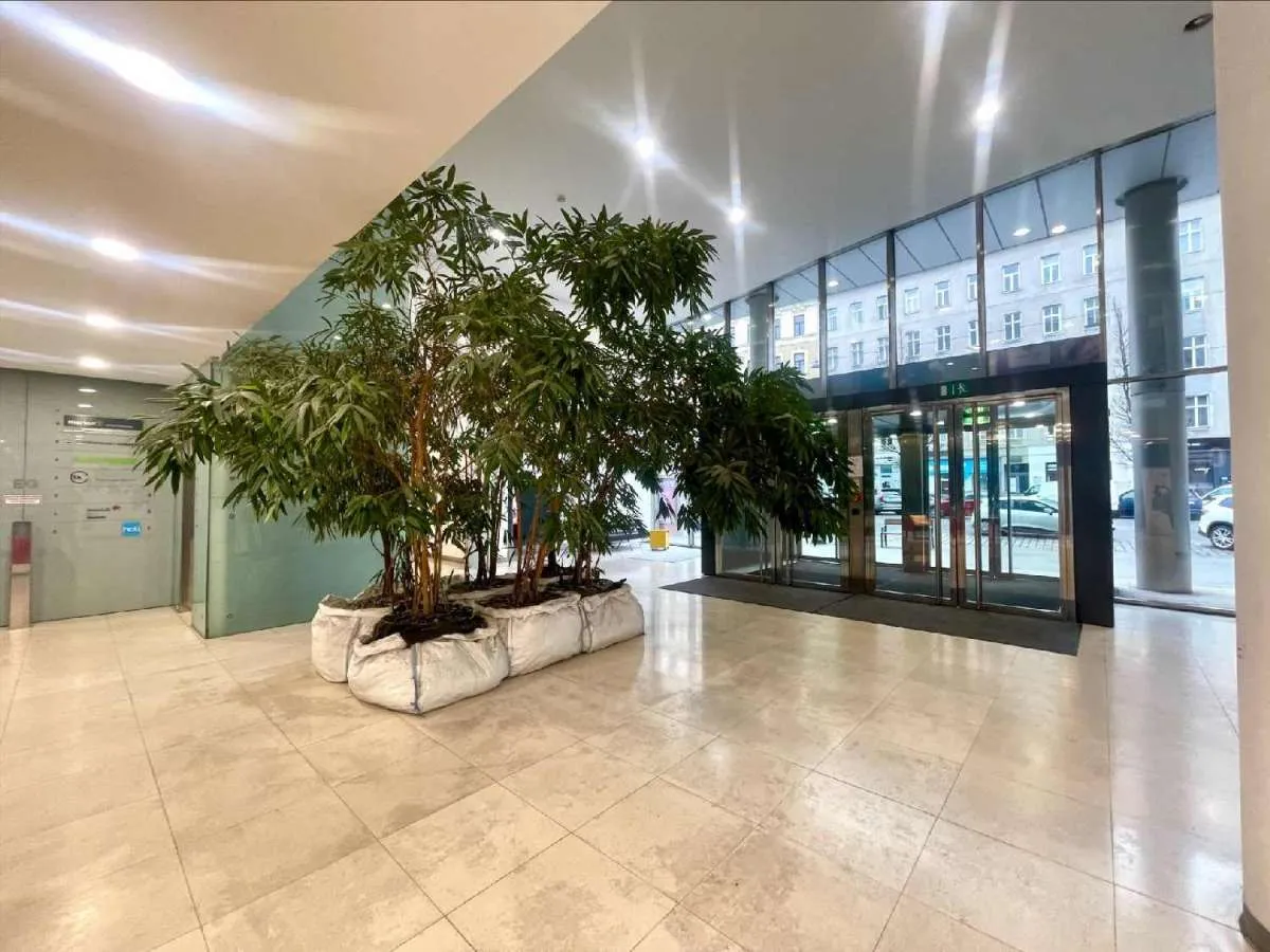 Exklusives Arbeiten an der Südachse Wiens - Hochmodernes Büro im Business Center Wieden – pohled 2
