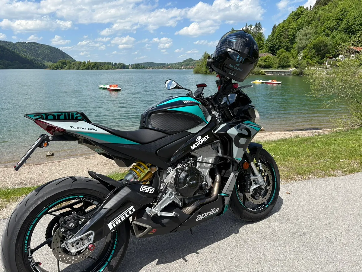 Aprilia Tuono