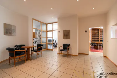 5-Zimmer-Gewerbeimmobilie mieten in Linz – 233 m², € 2.827 – Bild 3 von 18