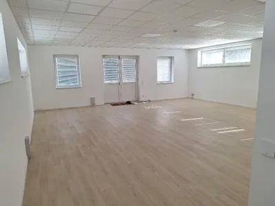2-Zimmer-Gewerbeimmobilie mieten in Graz-Umgebung – 122 m², € 1.890 – Bild 2 von 6