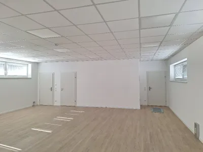 2-Zimmer-Gewerbeimmobilie mieten in Graz-Umgebung – 122 m², € 1.890 – Bild 3 von 6
