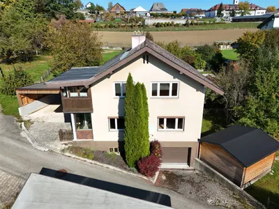 4-Zimmer-Haus kaufen in Vöcklabruck – 150 m², € 275.000