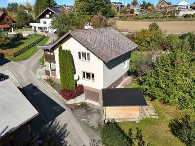 4-Zimmer-Haus kaufen in Vöcklabruck – 150 m², € 275.000 – Bild 3 von 12