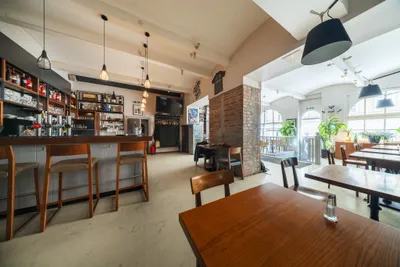 Gewerbeimmobilie mieten in Wien – 330 m², € 4.114 – Bild 8 von 18