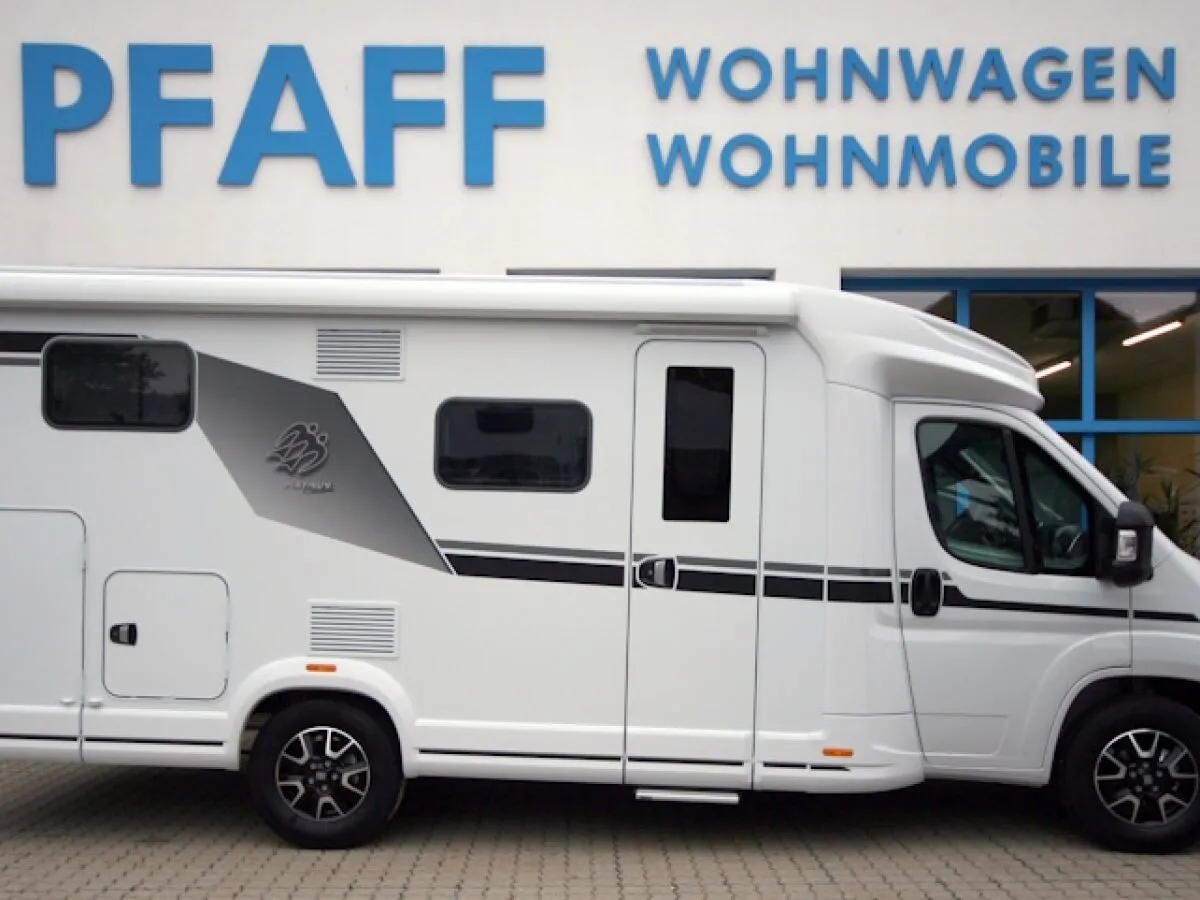 Knaus L!VE TI 650 MEG Platinum Se...