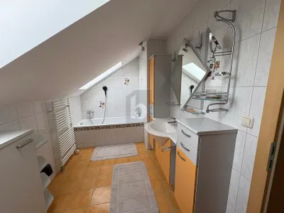 9-Zimmer-Haus kaufen in Steyr-Land – 270 m², € 549.000 – Bild 2 von 6
