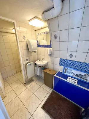 Gewerbeimmobilie kaufen in Wien – 100 m², € 129.000 – Bild 25 von 33