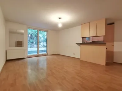 Geräumige 1 Raum WG mit Gartenterrasse und privatem Innengartenbereich - in U-Bahn Nähe – Bild 3