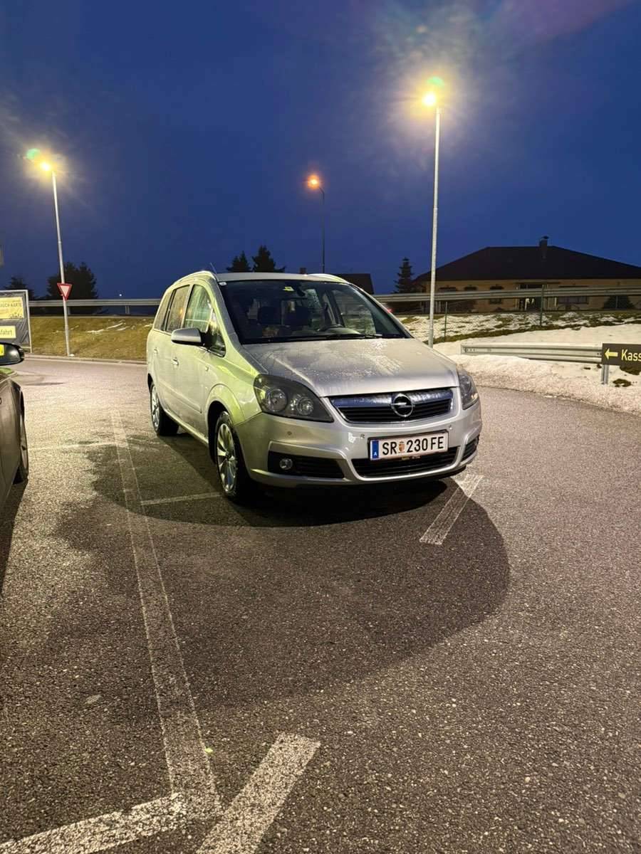 Opel Zafira B - Schlachtfest / Ersatzteile