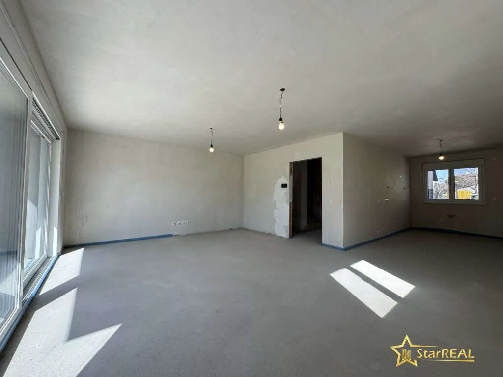 SÜD-WEST-LAGE! HERAUSRAGENE AUSSTATTUNG! 147m² WFL! 54m² KELLER. WIENERBERGER-ZIEGEL! PROVISIONSFREI für den Käufer. - Ansicht 3