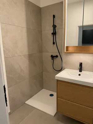 1-Zimmer-Wohnung mieten in Wiener Neustadt – 28 m², € 600 – Bild 4 von 5