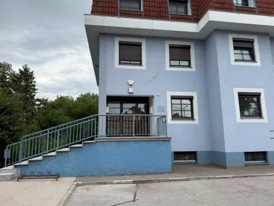 Gewerbeimmobilie mieten in Bruck an der Leitha – 125 m², € 6