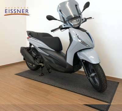 Piaggio Beverly 310 S inkl. Windschild