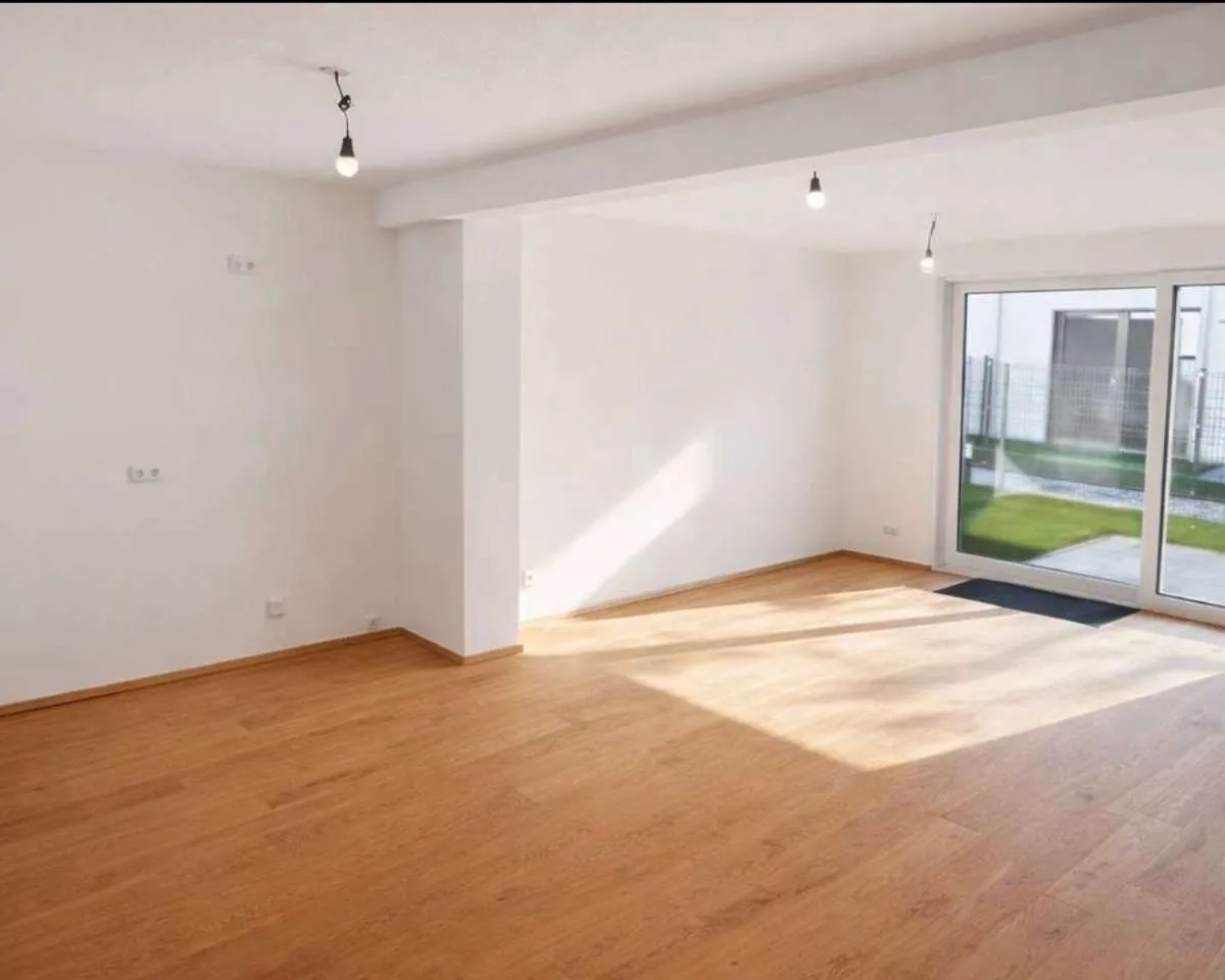 FIRE SALE! Design trifft Nachhaltigkeit - Exklusives Townhouse mit Südgarten, Erdwärme & Kühlung in absoluter Ruhelage - Ansicht 3