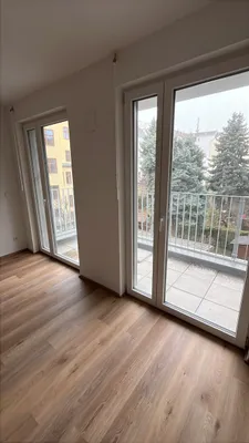 Sonnige & ruhige 2 Zimmer Wohnung mit Lift – Bild 3