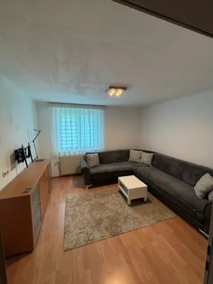 2-Zimmer-Wohnung mieten in Linz – 41 m², € 551