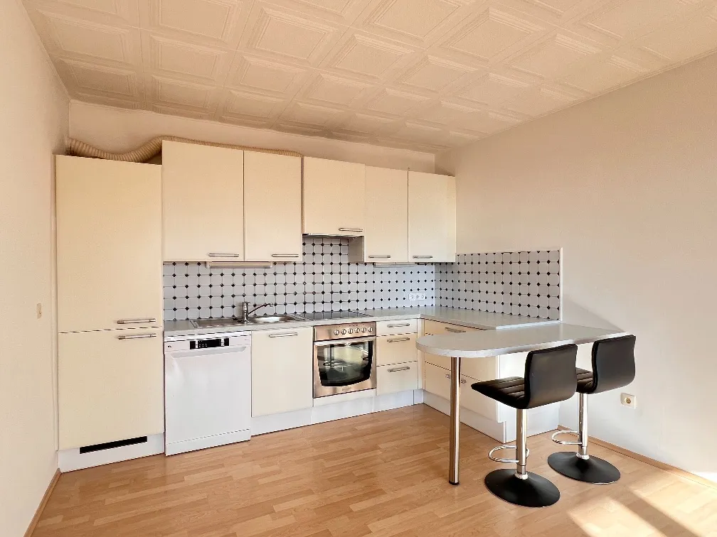 2 Zimmerwohnung in Brunn/Gebirge mit verglaster Ostloggia - Ansicht 3