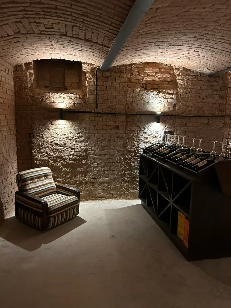 PROVISIONSFREI: Exklusiver Gewölbekeller | 82 m² | 1070 Wien | Zollergasse / Mariahilfer Straße | Atelier Studio Lounge Investment - Ansicht 2