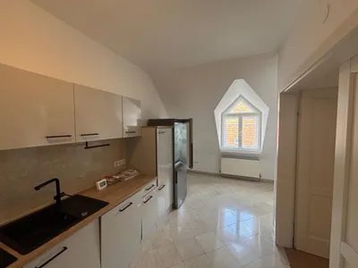 4-Zimmer-Wohnung mieten in Wiener Neustadt – 139 m², € 1.525 – Bild 3 von 17