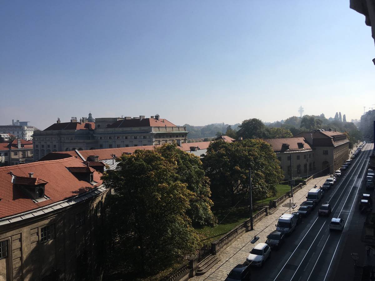 Bürozimmer mit Konferenzraum-Mitnutzung, sehr zentral - Ansicht 2