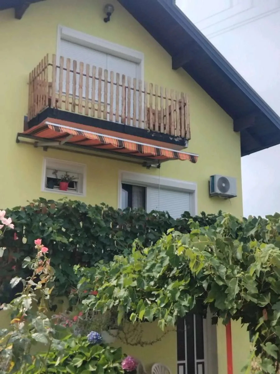 Haus – Bosnien und Herzegowina - Ansicht 2