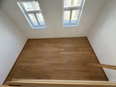 NÄHE NASCHMARKT: DG-AUSBAU IM ALTBAU - U4 Pilgramgasse - inkl. Küche und Hochbett – Bild 3