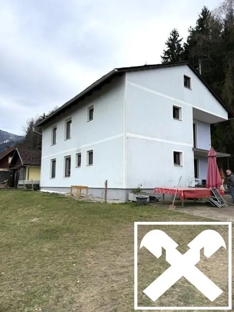 Wohnen, Natur & Freiraum vereint! Zweifamilienhaus mit Nebengebäuden, Landwirtschafts‑ und Forstflächen - Ansicht 3