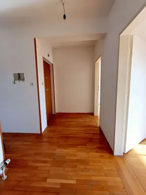 4-Zimmer-Wohnung mieten in Gmünd – 91 m², € 850 – Bild 5 von 10