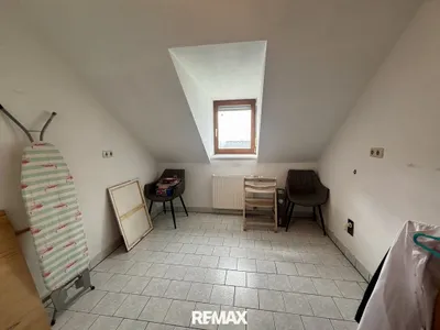 10-Zimmer-Haus kaufen in Hartberg-Fürstenfeld – 265 m², € 330.000 – Bild 23 von 36