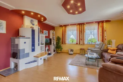 5-Zimmer-Haus kaufen in Baden – 155 m², € 529.000 – Bild 4 von 7